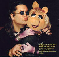 Ozzy Osbourne & Miss PiggyRecording Kermit Unpigged