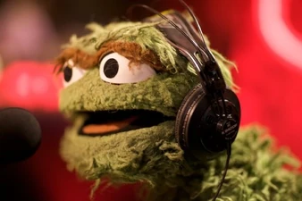 Oscar CBC Q.jpg (39 KB) Oscar on Q