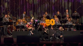 SesameJazz08.jpg (145 KB)