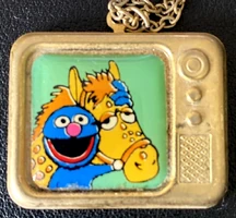 Grover femic horse.jpg (444 KB)