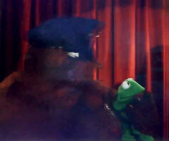 Bobo the Bear & Kermit the FrogThe Case of the Stolen Show