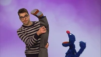 Zachary Quinto: Flexible