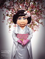 Crouching Pig, Hidden FrogJason Wu dress, LaCrasia gloves, Miss Piggy's own necklace.