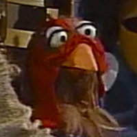 AmericanRevolution-PhilChicken.jpg (62 KB) Phil Sesame Street "The American Revolution"
