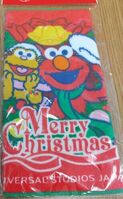 USJ towel-Zoe Elmo xmas