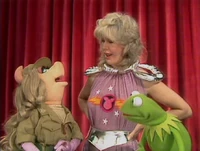 Loretta Swit May 30, 2025 aged 87