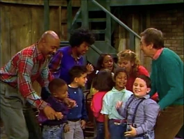 2499a.jpg (208 KB) "Big Surprise"