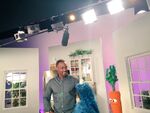 Anthony Mackie2.jpg (113 KB) Anthony Mackie with Cookie Monster and a carrot