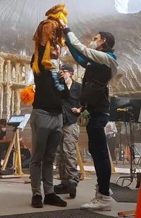 BTTR108-BTSInspectingLyle.jpg (93 KB) Ben Durocher helps prep Lyle Craggle