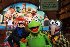 MuppetsAtWhatnotWorkshop-111308