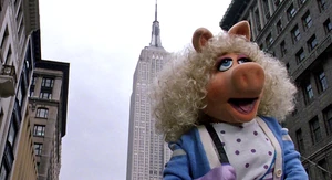 TMTM-EmpireStateBuilding-Piggy