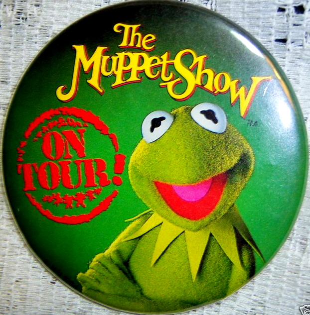 Button, badge MUPPETS - miss piggy