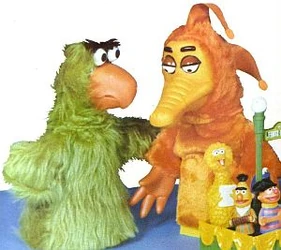 puppets of Paco (left) and Abelardo (right) in a 1970s brochure