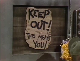 1159-oscarsign.jpg (122 KB) Episode 1159