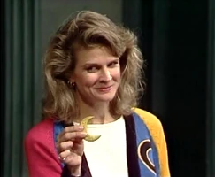 Bergenmoon.png (197 KB) Candice Bergen "C is for Cookie"