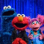 NTL-CMElmoAbby.jpg (248 KB)