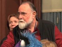 Sesame StreetHooper's Store customer Episode 4206