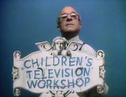 ClosingSign-HooperCTW0088