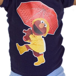 Elmo with his umbrella (photo t-shirt) 2009