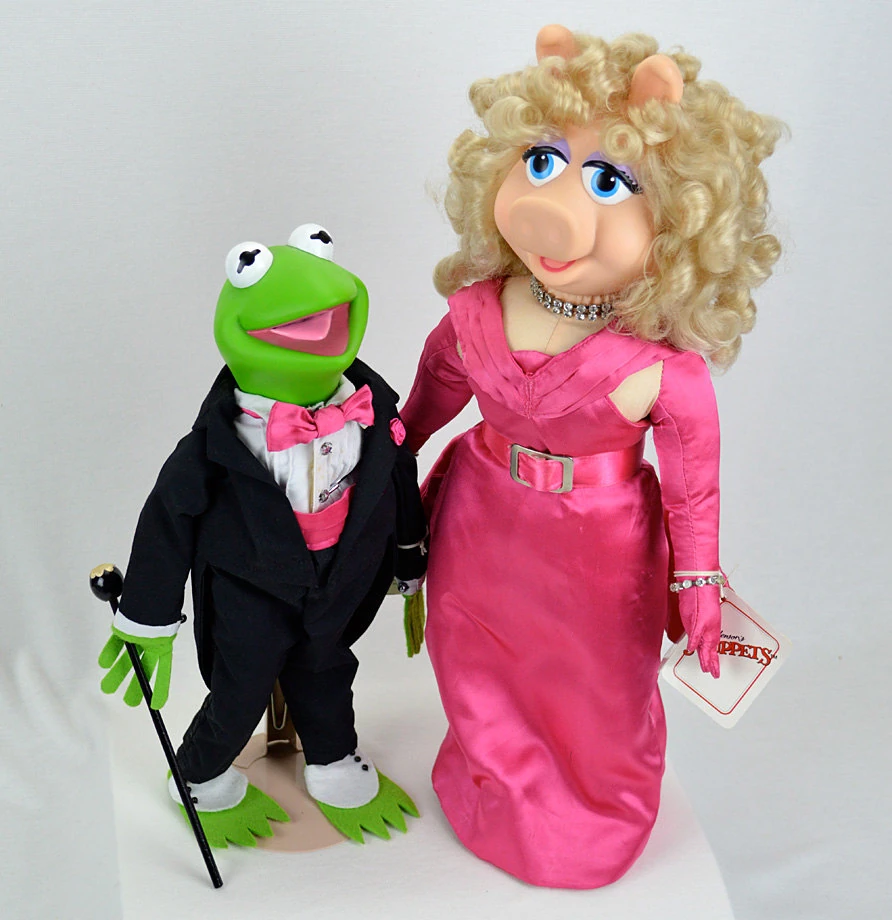 Muppet plush (Presents) | Muppet Wiki 
