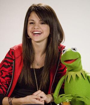 Selena Gomez and Kermit the Frog