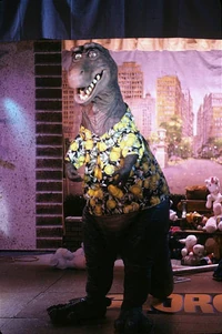 D414-UncleRoy5.jpg (75 KB)