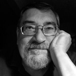 Ernie Kwiat.jpg