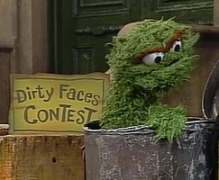 2150-OscarSign.jpg (145 KB) Episode 2150