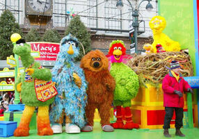 Sesame Street float with international Muppets, 2002