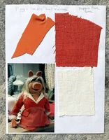 MFSSwatch-PiggyUFOManiaSuit2.jpg (231 KB)