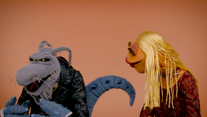 The rare appearance of Uncle Deadly's tail in a 2017  YouTube video (YouTube).