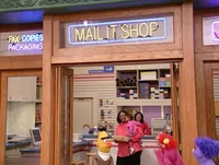 Episode 4008 Bert leaving the Mail It Shop