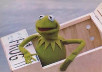 GMC-FrogBox-water.jpg (136 KB)