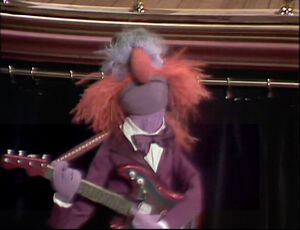 The updated "Blinking Floyd" shot, as used for the second season