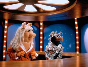 MuppetsFromSpace-UFO-Mania