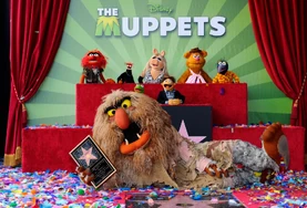 TheHollywoodWalkOfFame-TheMuppets-(2012-03-20)02.jpg (667 KB) The Muppets, receiving their star on March 20, 2012 in front of the El Capitan Theatre.