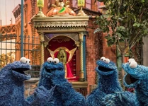 Cookie Monster inadvertently wishes for 200 duplicates of himself in When You Wish Upon a Pickle.