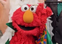 Elmo Episode 5317 (2023)