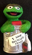 Oscar the Grouch: recycler