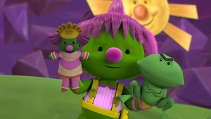 Molly and her puppets