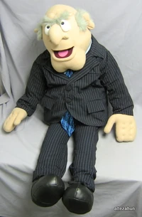 Sababa statler 4 feet tall.jpg (37 KB) Statler