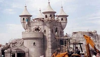 Countvoncountcastle.jpg (24 KB) The Castillo Contar during its construction.
