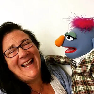 LynnBrunelle