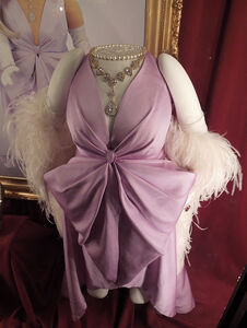 Posen's dress on display at the El Capitan Theatre