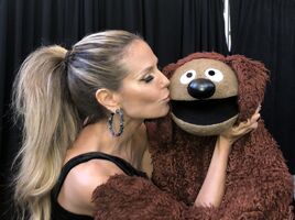 Heidi Klum & RowlfBackstage of America's Got Talent