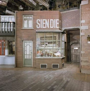 Sien's Store, 1977