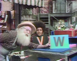 0406 W for Wally.jpg (137 KB) W is for Willy (Episode 0406)