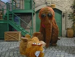 3712a.jpg (227 KB) Alice the Dancing Snuffleupagus (st. scene)