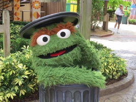 Oscar the Grouch(joined the cast in 2016 after appearing as a guest the previous year)