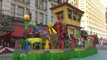 Ssfloat2008macys.jpg (511 KB) Sesame Street float, 2008